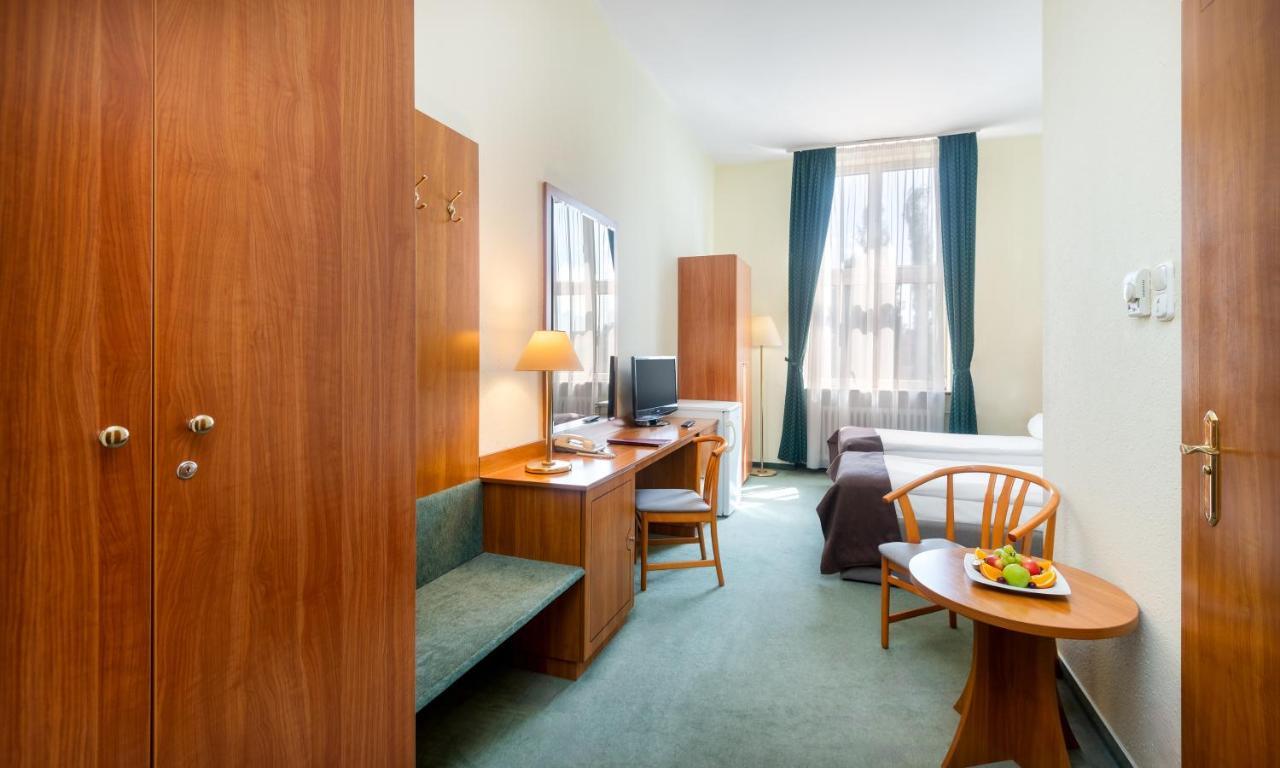 Hotel Millennium Budapest Exterior photo