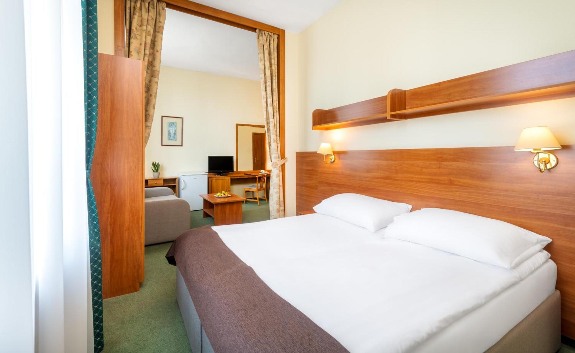 Hotel Millennium Budapest Exterior photo