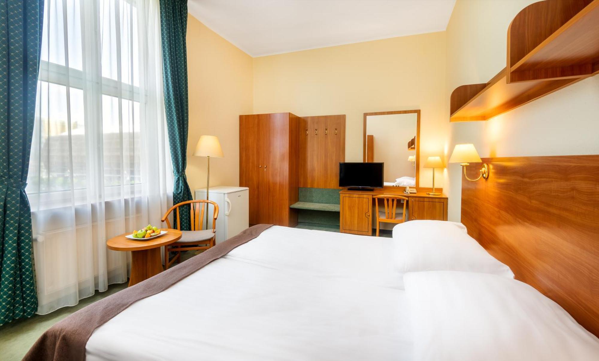 Hotel Millennium Budapest Exterior photo