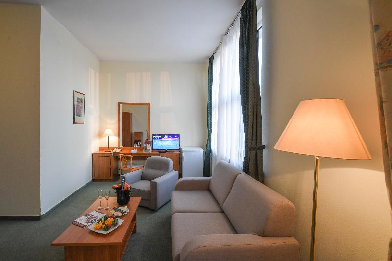 Hotel Millennium Budapest Exterior photo